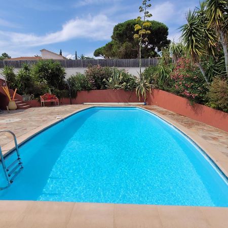 La Garonnette-Plage Villa Palm' Issambres 6-7 Personnes, Clim, Avec Piscine, Jardin Et Parking Prives מראה חיצוני תמונה