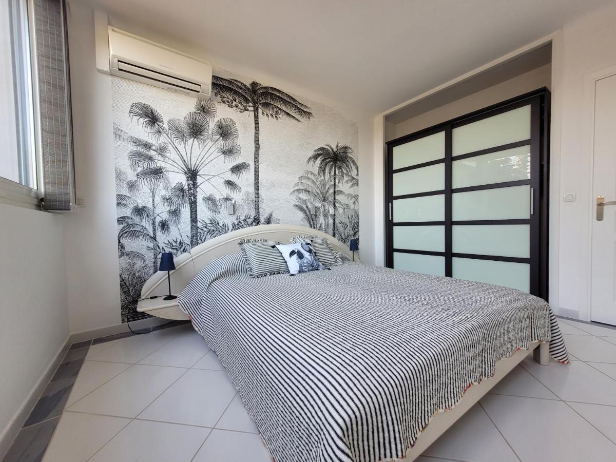 La Garonnette-Plage Villa Palm' Issambres 6-7 Personnes, Clim, Avec Piscine, Jardin Et Parking Prives מראה חיצוני תמונה